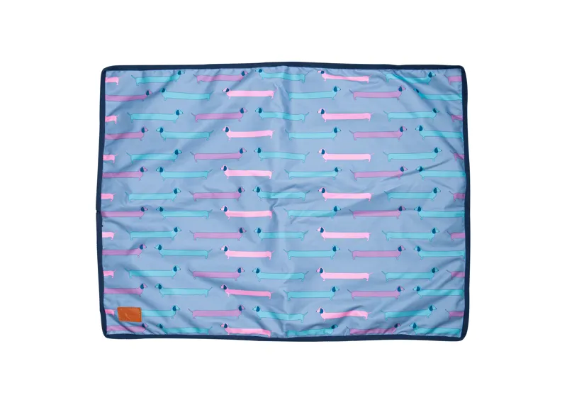 Benji and Flo Dorris The Dachshund Dog Bed - Riviera/Navy-1